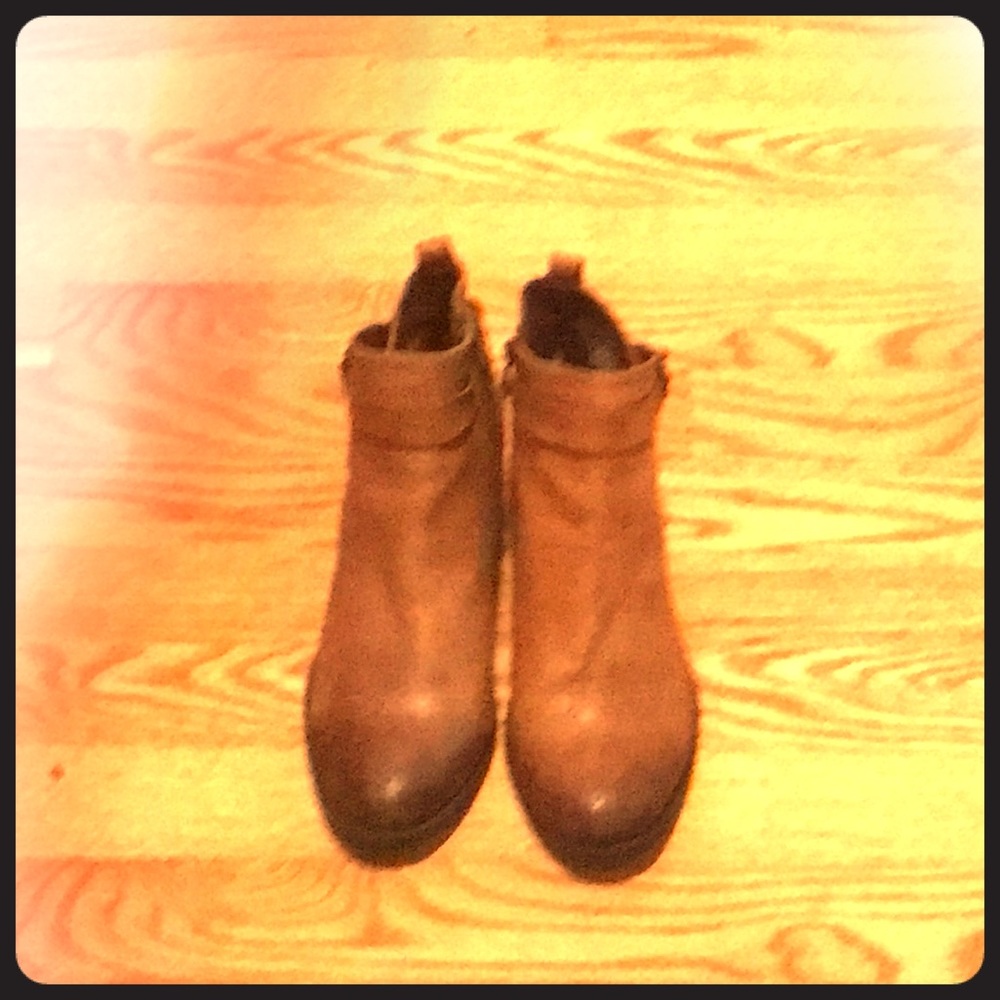 Ankle boots